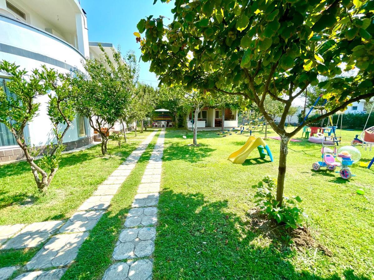 Apartments Flamingo Улцинь Экстерьер фото