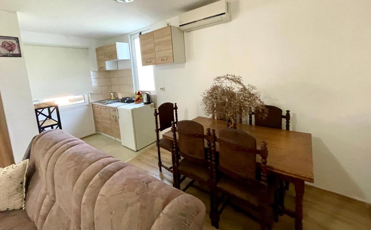 Apartments Flamingo Улцинь Экстерьер фото