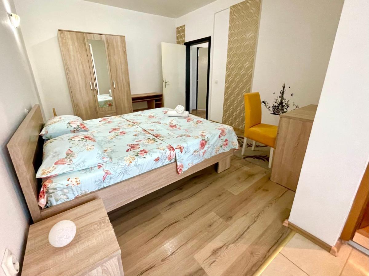 Apartments Flamingo Улцинь Экстерьер фото