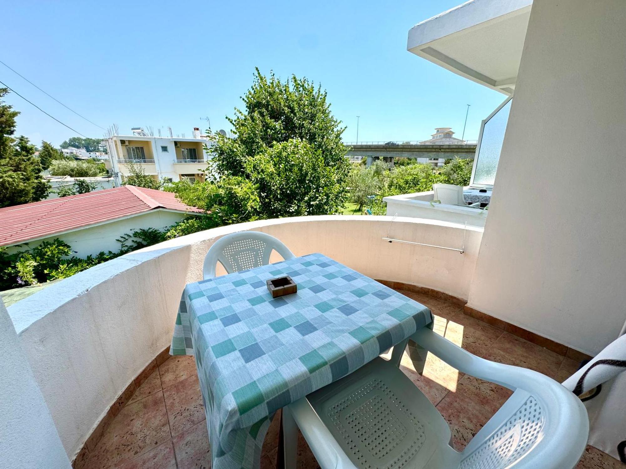 Apartments Flamingo Улцинь Экстерьер фото
