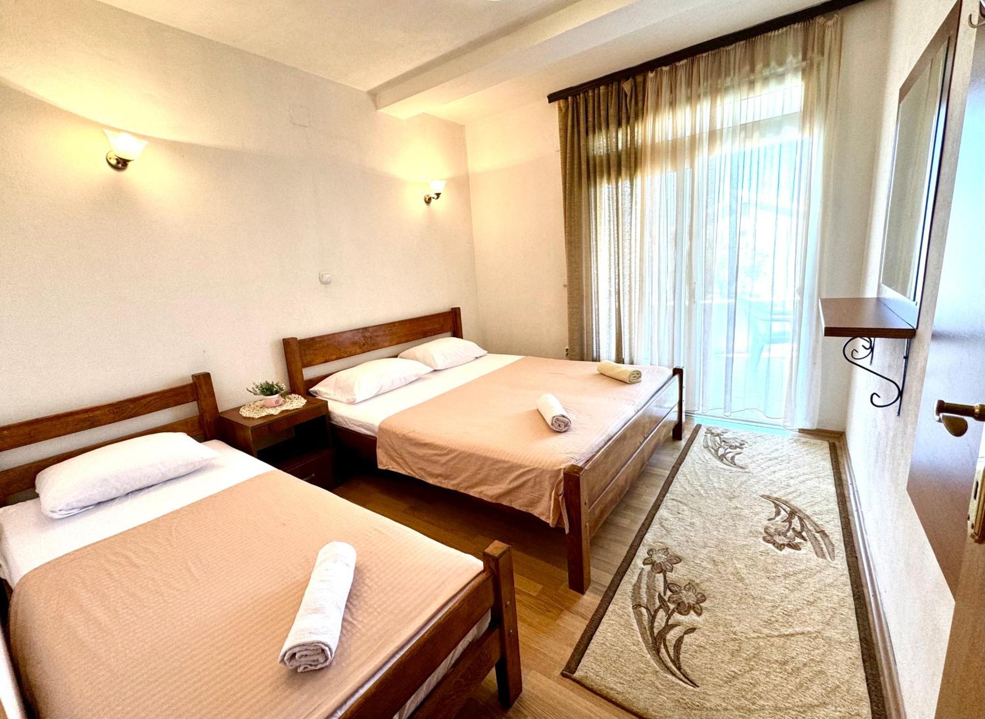Apartments Flamingo Улцинь Экстерьер фото