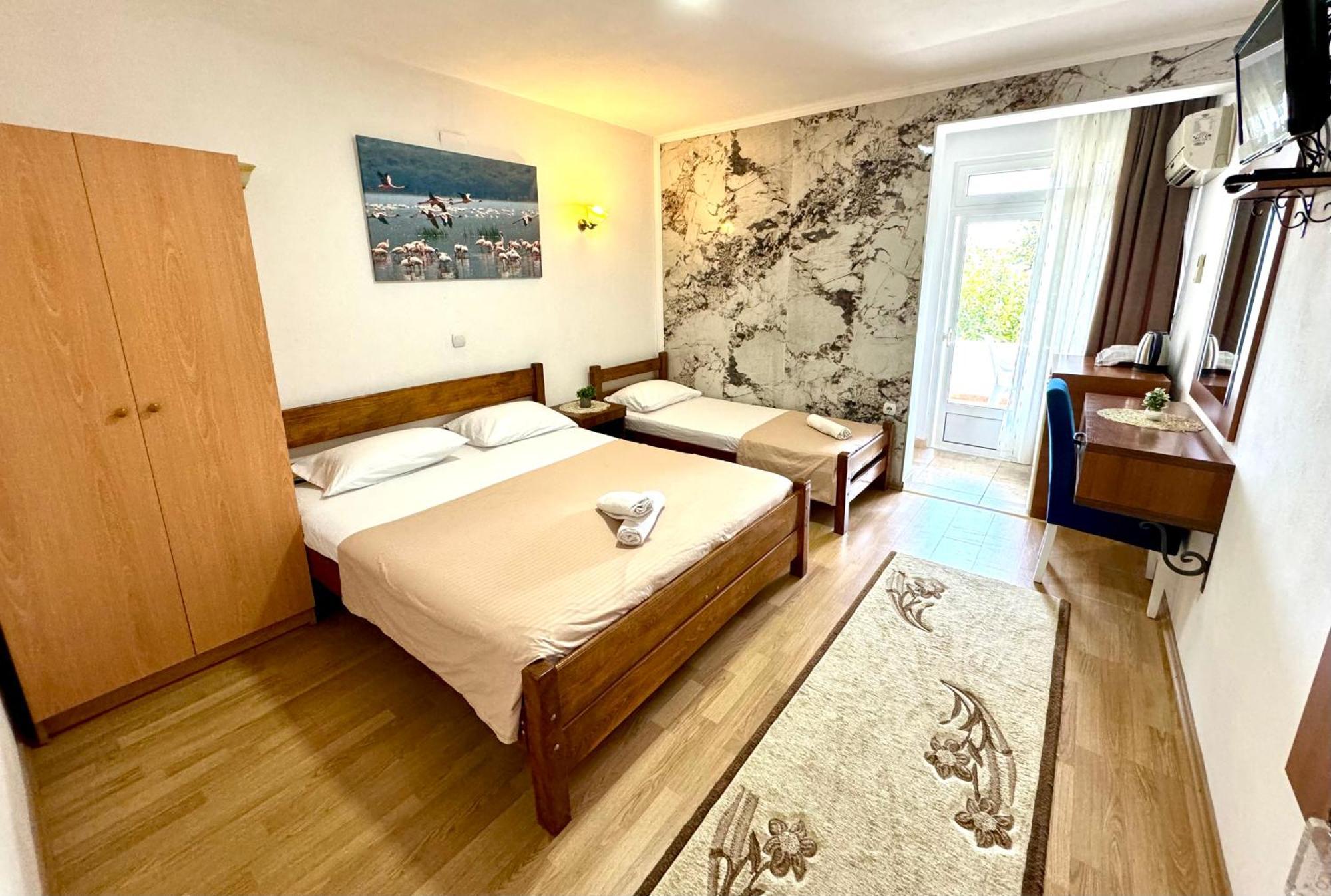 Apartments Flamingo Улцинь Экстерьер фото